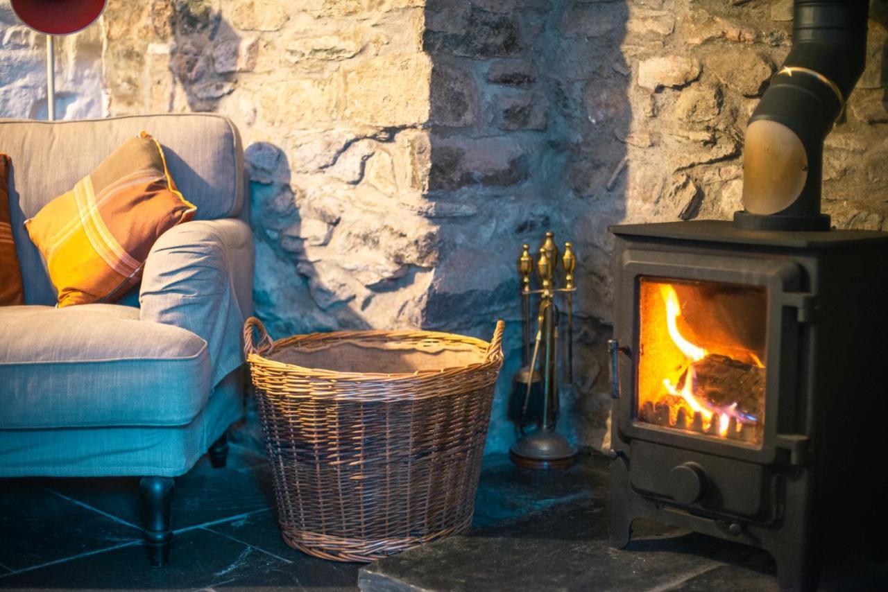 St Davids Hideaway With Roll-Top Bath & Log Burner Kültér fotó